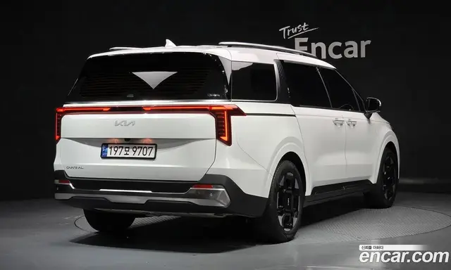 Kia Carnival 2024 2.2 автомат (гидро), миниатюра 2 Kia Carnival 2024 2.2 автомат (гидро), миниатюра 2