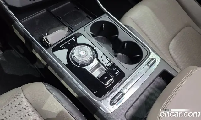 Kia Carnival 2024 2.2 автомат (гидро), миниатюра 12