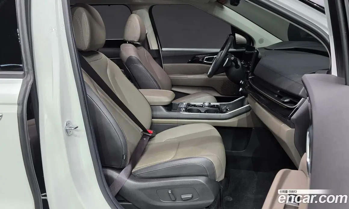 Kia Carnival 2024 2.2 автомат (гидро), фото 16 Kia Carnival 2024 2.2 автомат (гидро), фото 16