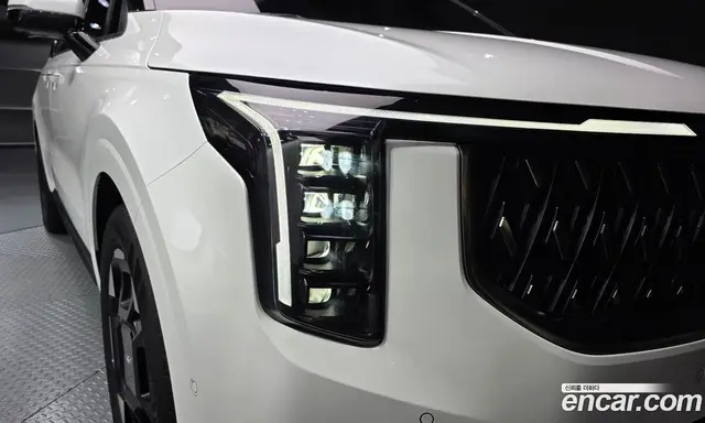 Kia Carnival 2024 2.2 автомат (гидро), миниатюра 8 Kia Carnival 2024 2.2 автомат (гидро), миниатюра 8