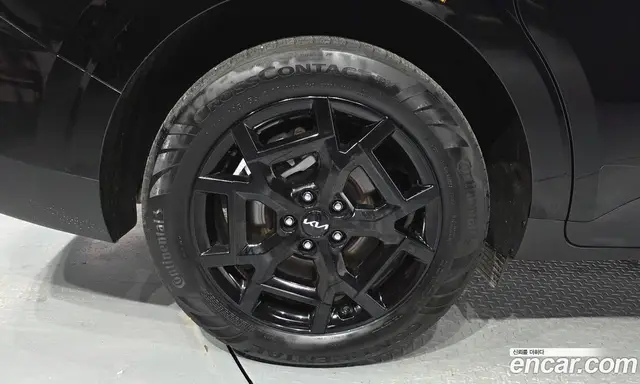 Kia Carnival 2024 1.6 автомат (гидро), миниатюра 5