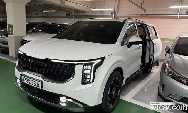 Kia Carnival 2025 1.6 автомат (гидро), миниатюра 11