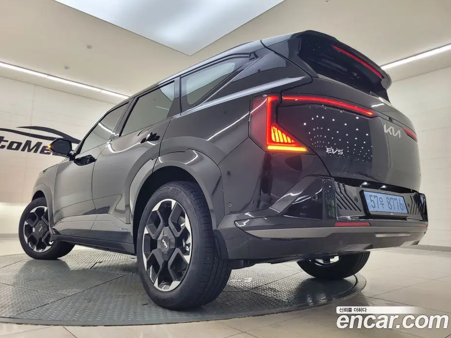 Kia EV5 2026 0.1 автомат (гидро), фото 2 Kia EV5 2026 0.1 автомат (гидро), фото 2