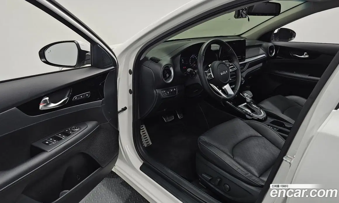 Kia K3 2022 1.6 автомат (гидро), фото 13 Kia K3 2022 1.6 автомат (гидро), фото 13