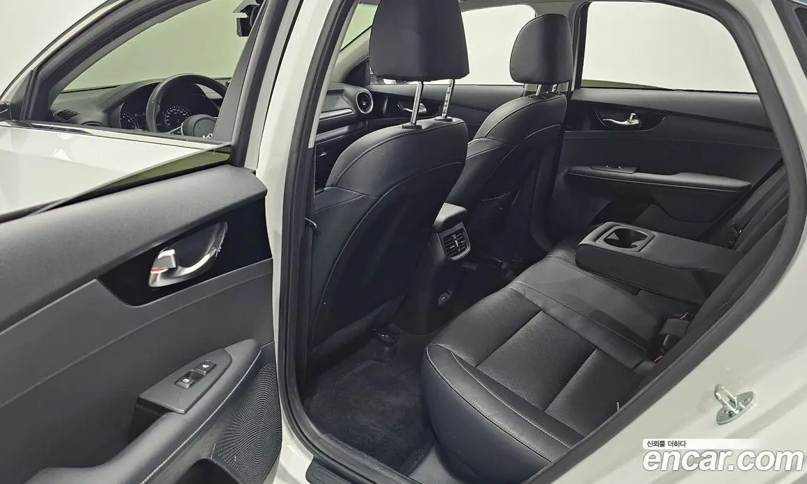 Kia K3 2022 1.6 автомат (гидро), фото 16 Kia K3 2022 1.6 автомат (гидро), фото 16