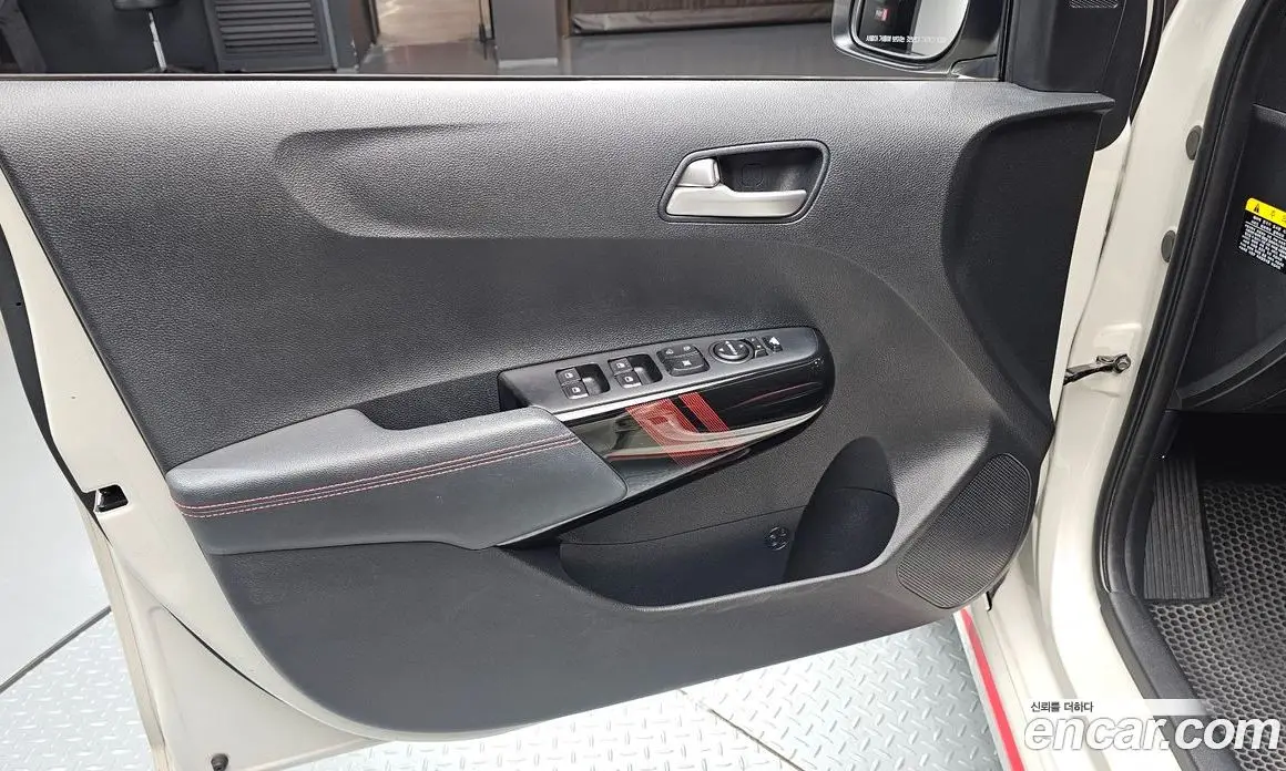 Kia Morning 2018 1.0 автомат (гидро), фото 14 Kia Morning 2018 1.0 автомат (гидро), фото 14