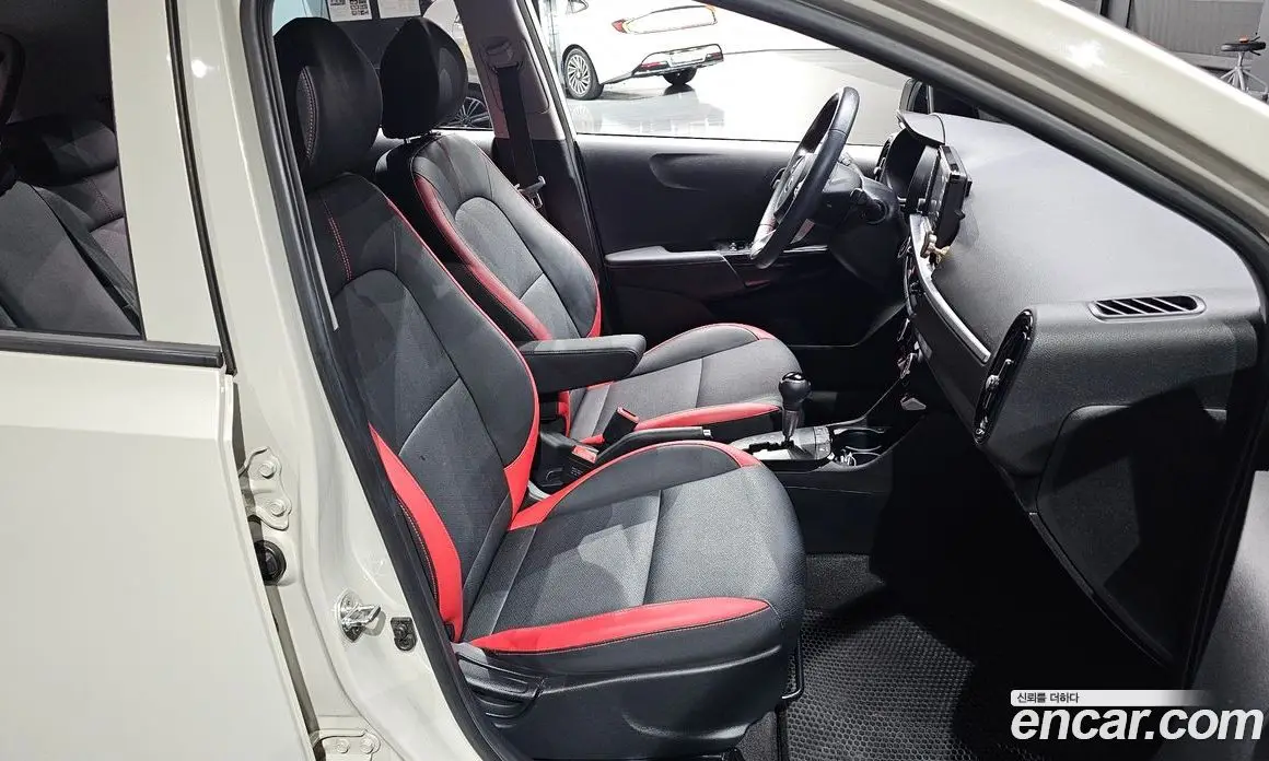 Kia Morning 2018 1.0 автомат (гидро), фото 16 Kia Morning 2018 1.0 автомат (гидро), фото 16
