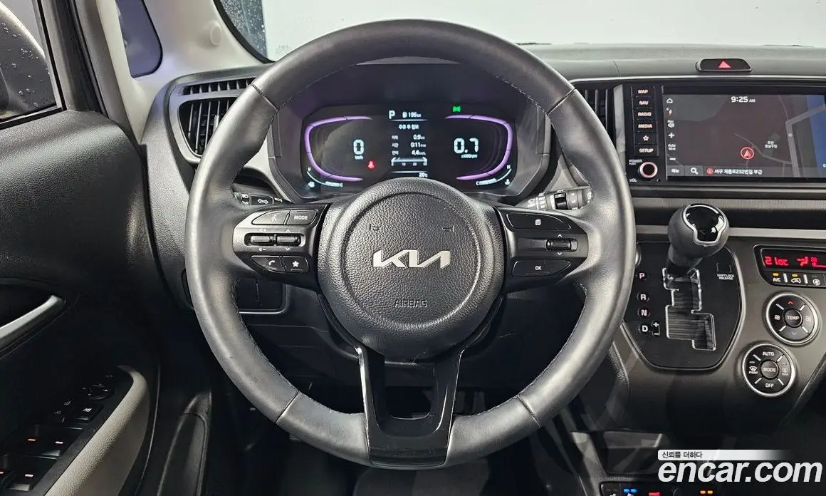 Kia Ray 2023 1.0 автомат (гидро), фото 21