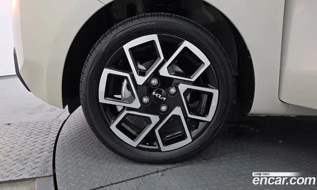 Kia Ray 2025 1.0 автомат (гидро), миниатюра 5 Kia Ray 2025 1.0 автомат (гидро), миниатюра 5