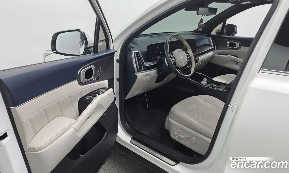 Kia Sorento 2023 1.6 автомат (гидро), фото 13 Kia Sorento 2023 1.6 автомат (гидро), фото 13
