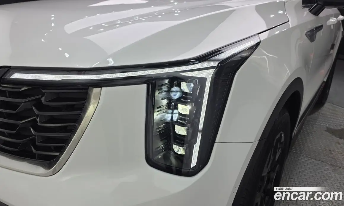 Kia Sorento 2023 1.6 автомат (гидро), фото 8 Kia Sorento 2023 1.6 автомат (гидро), фото 8