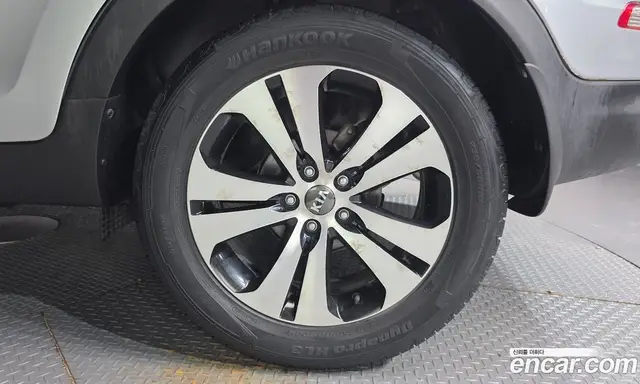 Kia Sportage 2012 2.0 автомат (гидро), миниатюра 7 Kia Sportage 2012 2.0 автомат (гидро), миниатюра 7