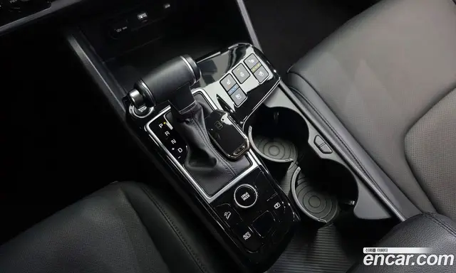 Kia Sportage 2023 2.0 автомат (гидро), миниатюра 9