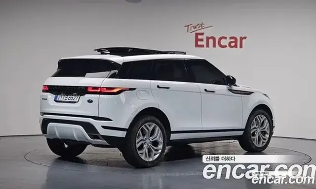 Land Rover Range Rover Evoque 2022 2.0 автомат (гидро), миниатюра 3 Land Rover Range Rover Evoque 2022 2.0 автомат (гидро), миниатюра 3