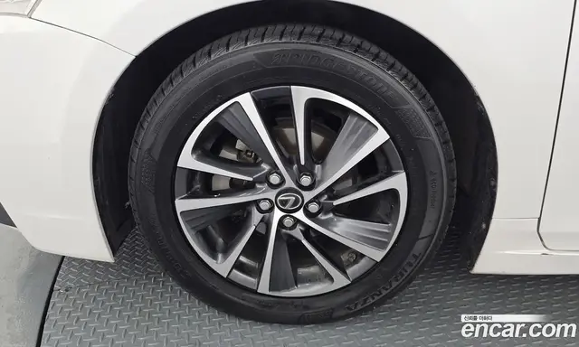 Lexus CT200h 2017 1.8 автомат (гидро), миниатюра 5 Lexus CT200h 2017 1.8 автомат (гидро), миниатюра 5