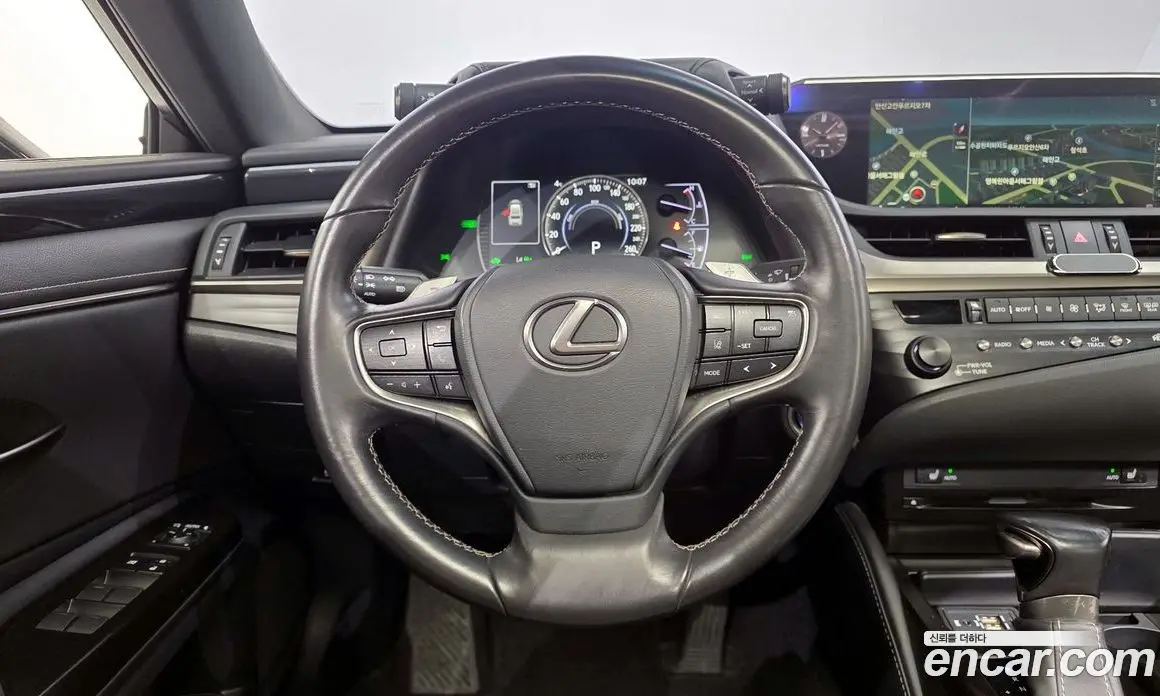 Lexus ES 2019 2.5 автомат (гидро), фото 13 Lexus ES 2019 2.5 автомат (гидро), фото 13