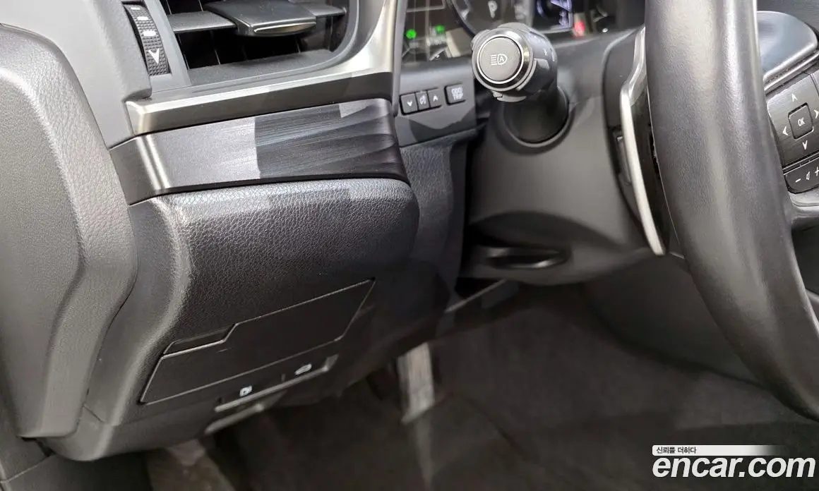 Lexus ES 2019 2.5 автомат (гидро), фото 15 Lexus ES 2019 2.5 автомат (гидро), фото 15