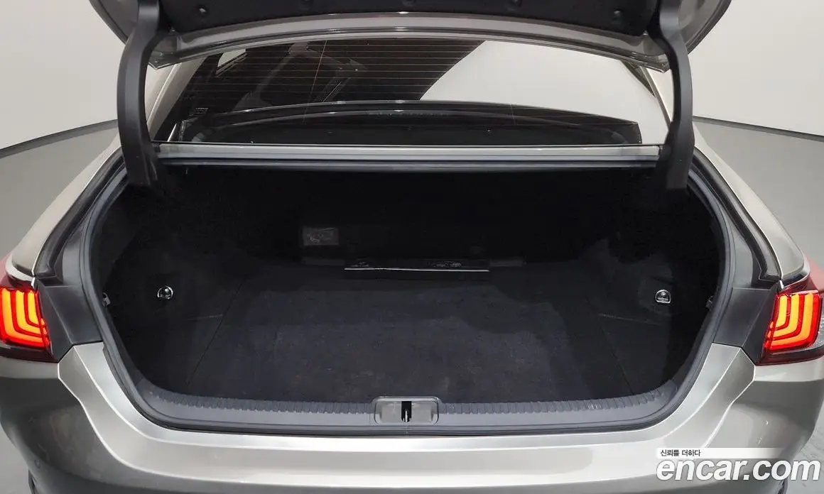 Lexus ES 2019 2.5 автомат (гидро), фото 25 Lexus ES 2019 2.5 автомат (гидро), фото 25