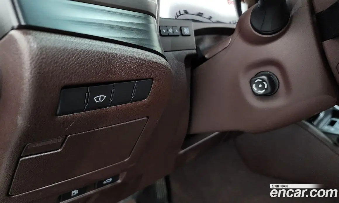 Lexus ES 2019 2.5 автомат (гидро), фото 28 Lexus ES 2019 2.5 автомат (гидро), фото 28