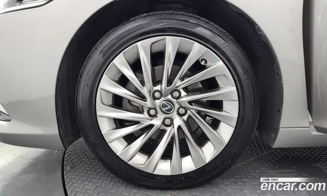 Lexus ES 2019 2.5 автомат (гидро), миниатюра 5 Lexus ES 2019 2.5 автомат (гидро), миниатюра 5