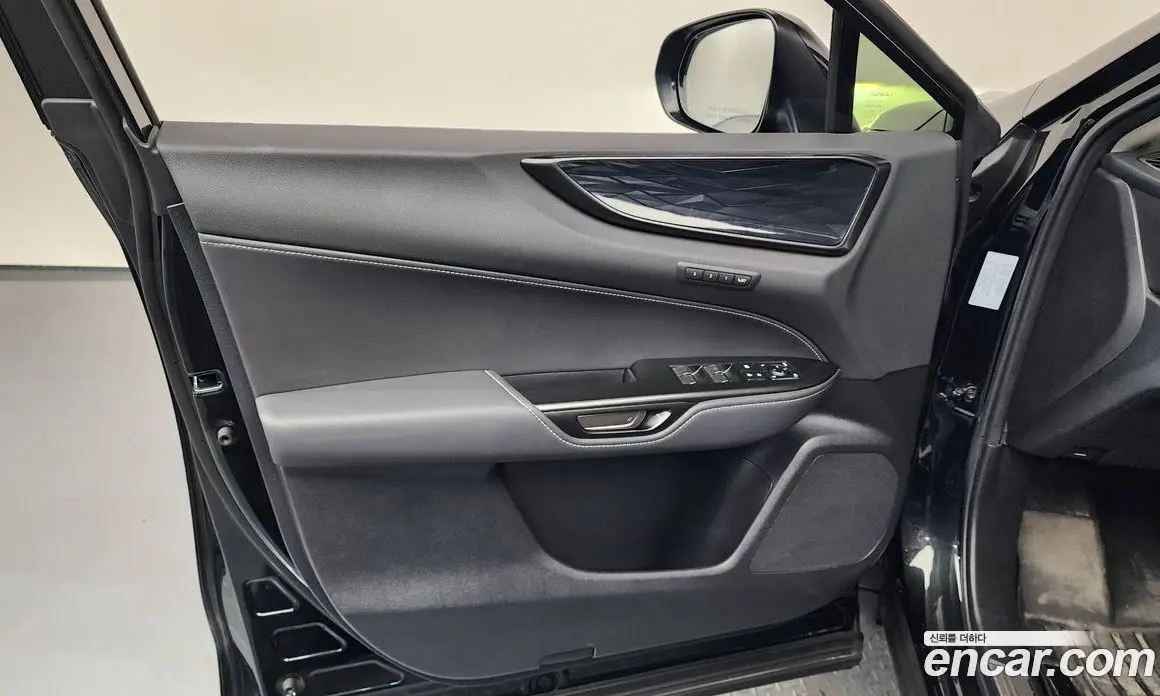 Lexus NX 2023 2.5 автомат (гидро), фото 14