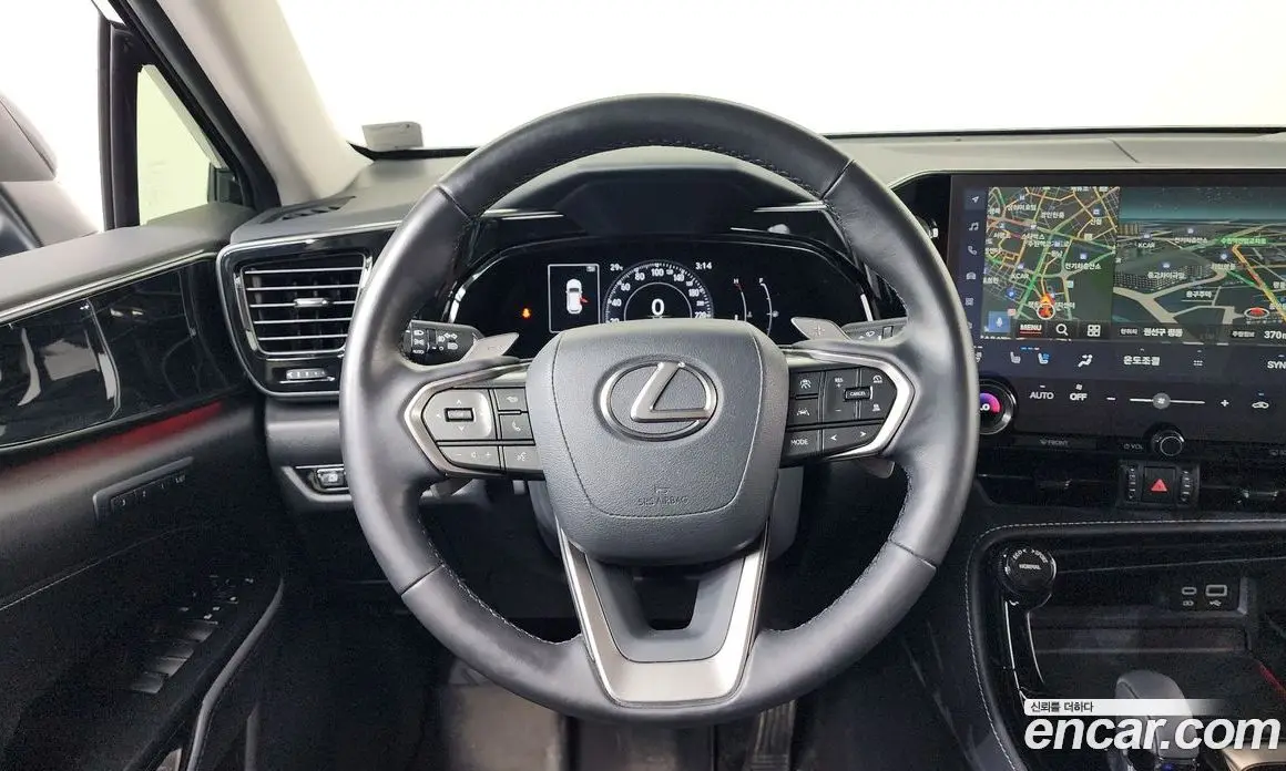 Lexus NX 2023 2.5 автомат (гидро), фото 19