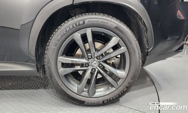 Lexus NX 2023 2.5 автомат (гидро), миниатюра 7