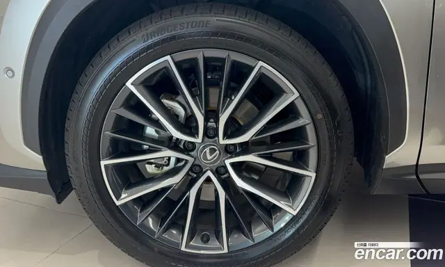 Lexus NX 2025 2.5 автомат (вариатор), миниатюра 5 Lexus NX 2025 2.5 автомат (вариатор), миниатюра 5