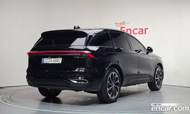 Lincoln Nautilus 2024 2.0 автомат (гидро), миниатюра 2 Lincoln Nautilus 2024 2.0 автомат (гидро), миниатюра 2