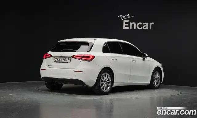 Mercedes-Benz A-Class 2019 2.0 автомат (гидро), миниатюра 2 Mercedes-Benz A-Class 2019 2.0 автомат (гидро), миниатюра 2