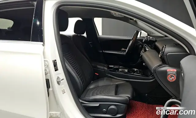 Mercedes-Benz A-Class 2019 2.0 автомат (гидро), миниатюра 10 Mercedes-Benz A-Class 2019 2.0 автомат (гидро), миниатюра 10