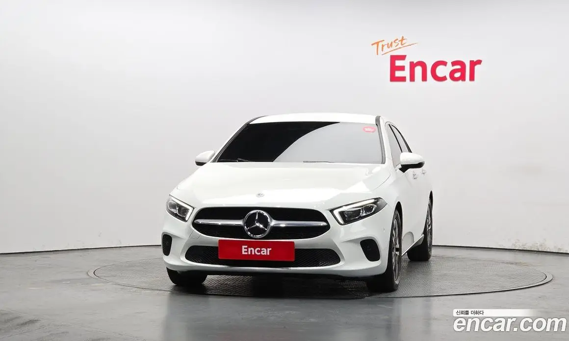 Mercedes-Benz A-Class 2021 2.0 автомат (гидро), фото 3 Mercedes-Benz A-Class 2021 2.0 автомат (гидро), фото 3
