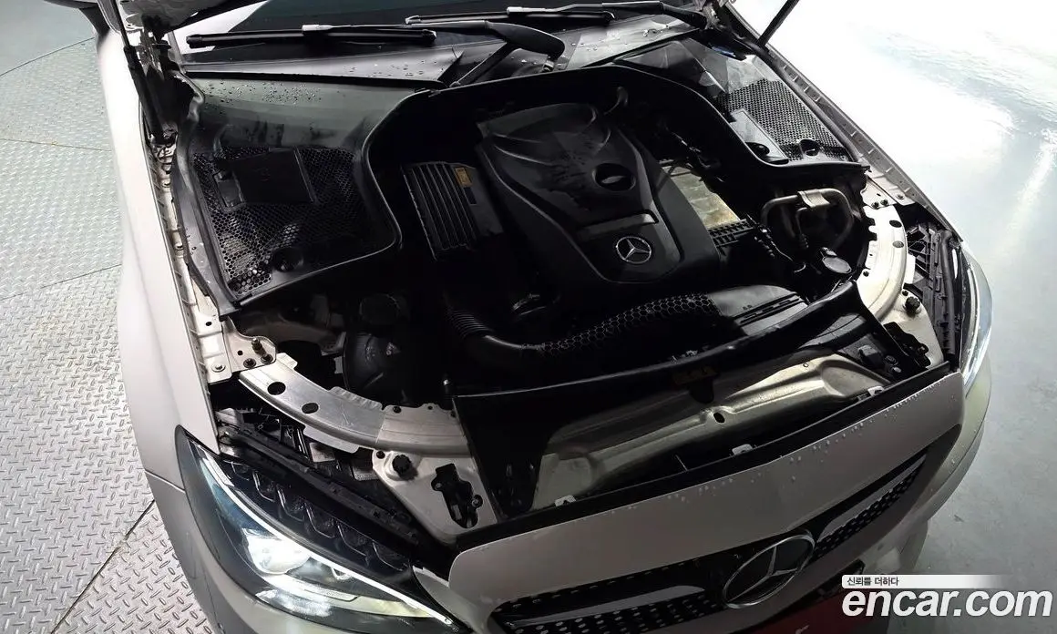 Mercedes-Benz C-Class 2017 2.0 автомат (гидро), фото 6 Mercedes-Benz C-Class 2017 2.0 автомат (гидро), фото 6