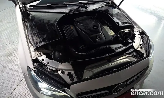 Mercedes-Benz C-Class 2017 2.0 автомат (гидро), миниатюра 6 Mercedes-Benz C-Class 2017 2.0 автомат (гидро), миниатюра 6