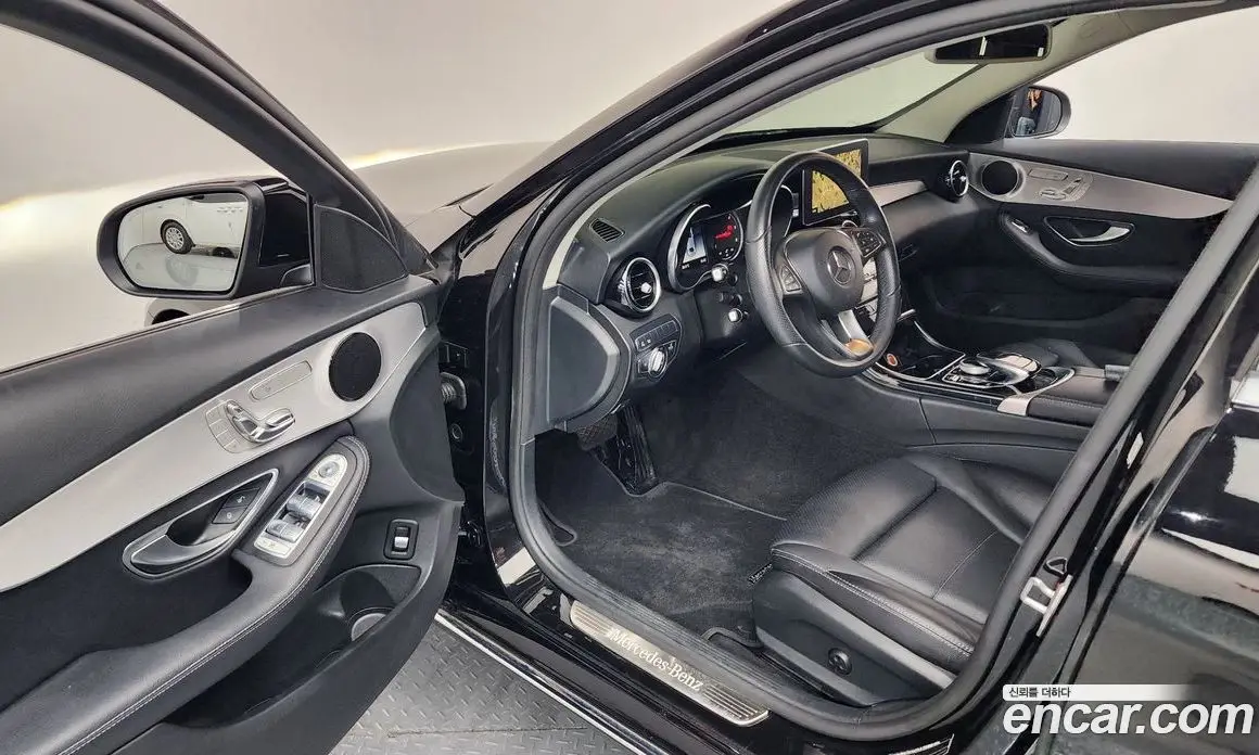 Mercedes-Benz C-Class 2018 2.1 автомат (гидро), фото 13