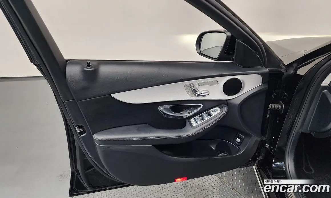Mercedes-Benz C-Class 2018 2.1 автомат (гидро), фото 14
