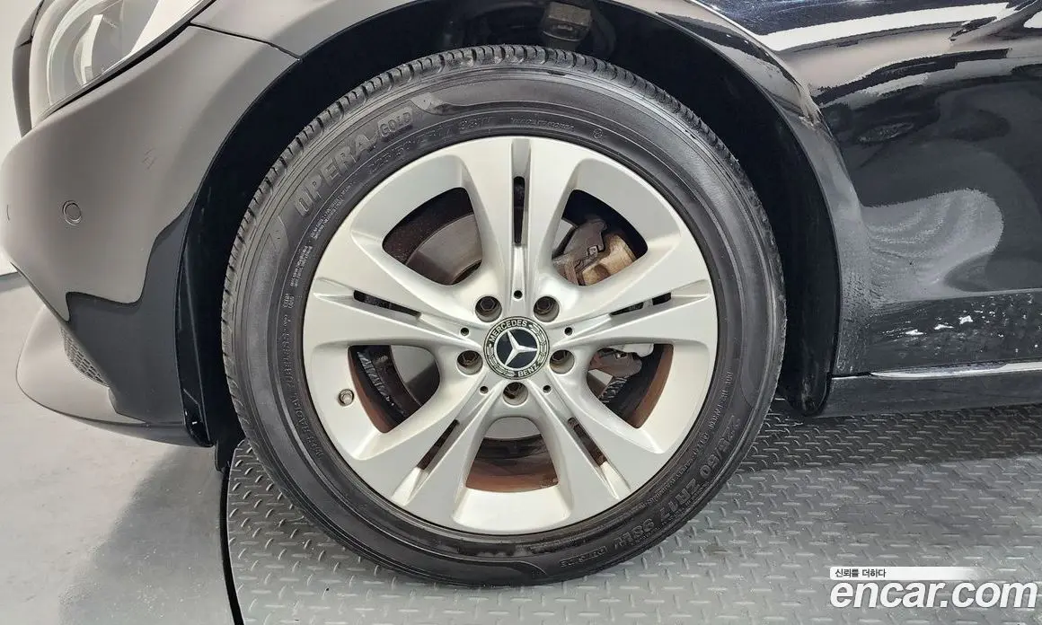 Mercedes-Benz C-Class 2018 2.1 автомат (гидро), фото 5
