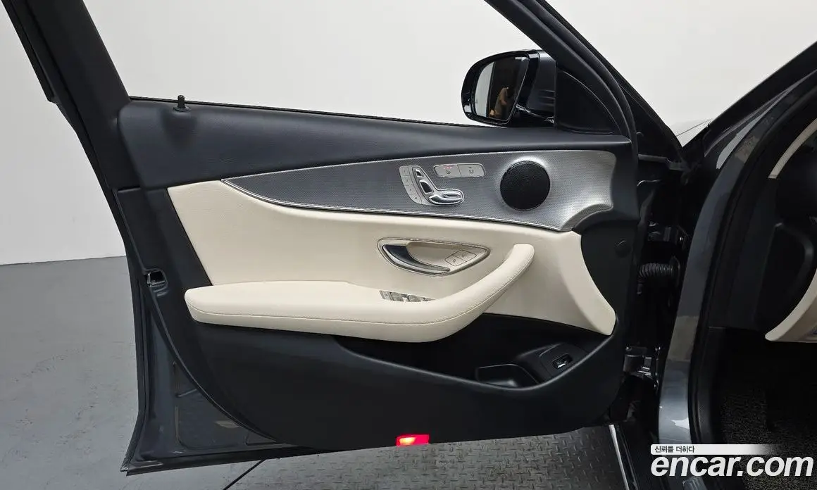 Mercedes-Benz E-Class 2018 2.0 автомат (гидро), фото 14