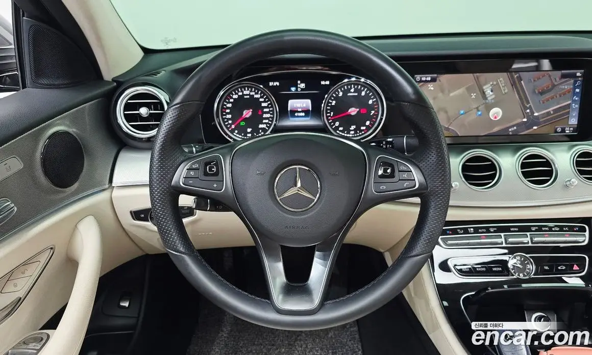 Mercedes-Benz E-Class 2018 2.0 автомат (гидро), фото 19