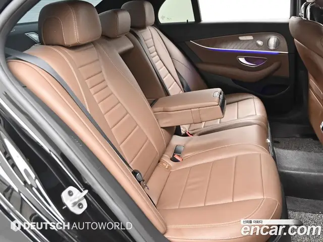 Mercedes-Benz E-Class 2020 2.0 автомат (гидро), миниатюра 12