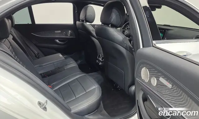 Mercedes-Benz E-Class 2021 2.0 автомат (гидро), миниатюра 12