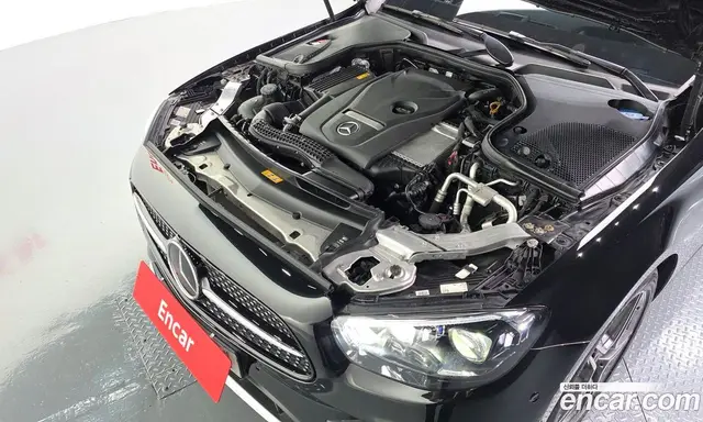 Mercedes-Benz E-Class 2023 2.0 автомат (гидро), миниатюра 6