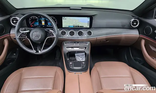 Mercedes-Benz E-Class 2023 2.0 автомат (гидро), миниатюра 7