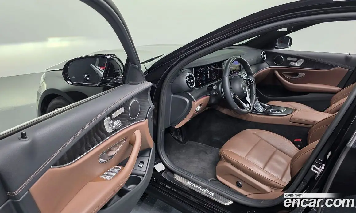 Mercedes-Benz E-Class 2023 2.0 автомат (гидро), фото 10
