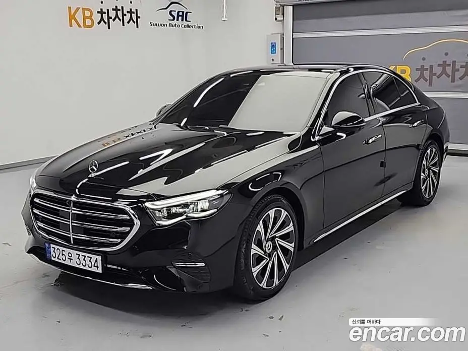 Mercedes-Benz E-Class 2025 2.0 автомат (гидро), фото 1 Mercedes-Benz E-Class 2025 2.0 автомат (гидро), фото 1
