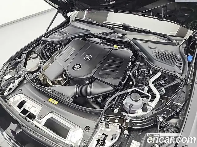 Mercedes-Benz E-Class 2025 2.0 автомат (гидро), миниатюра 5 Mercedes-Benz E-Class 2025 2.0 автомат (гидро), миниатюра 5