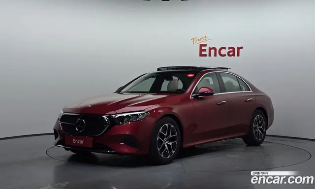 Mercedes-Benz E-Class 2025 2.0 автомат (гидро), миниатюра 1 Mercedes-Benz E-Class 2025 2.0 автомат (гидро), миниатюра 1