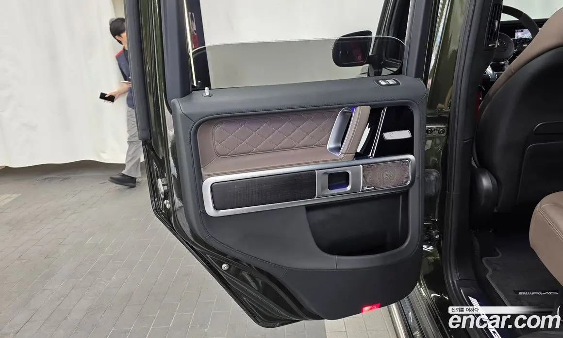 Mercedes-Benz G-Class 2023 4.0 автомат (гидро), фото 15