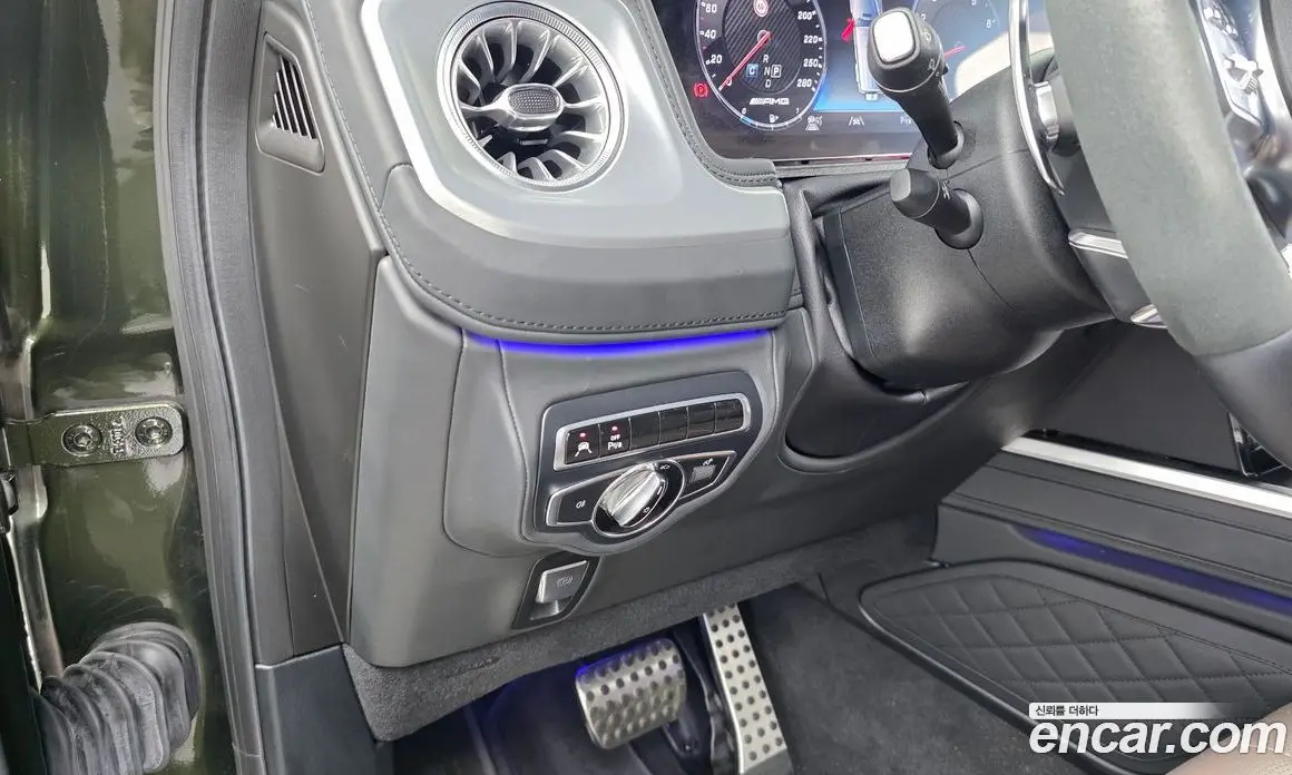 Mercedes-Benz G-Class 2023 4.0 автомат (гидро), фото 23