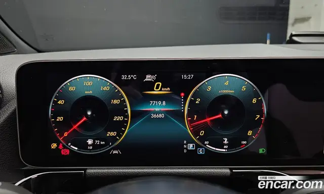 Mercedes-Benz GLA-Class 2020 2.0 автомат (гидро), миниатюра 11